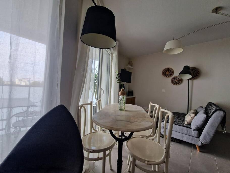 Ambre Appart-Wifi-Terrasse-Parking-Terrasse-2 Couchages La Rochelle  Exterior photo